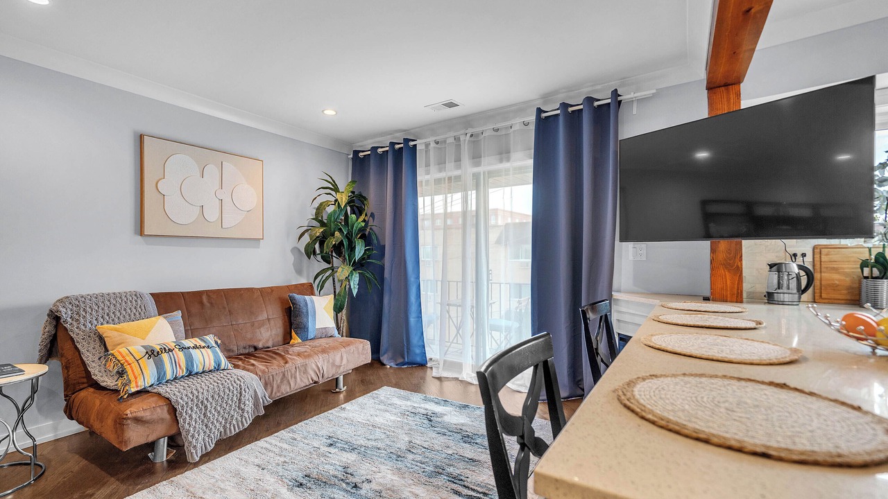 Photo of Livingroom in Des Plaines