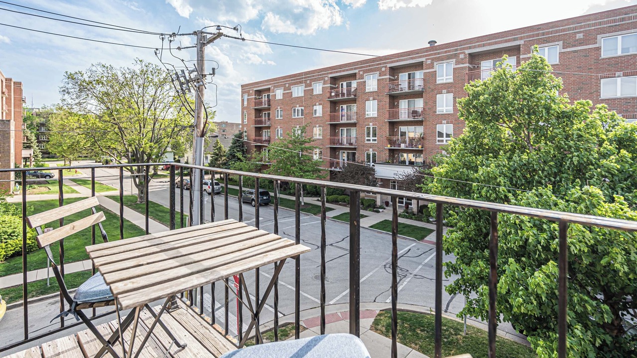 Photo of Outdoor in Des Plaines