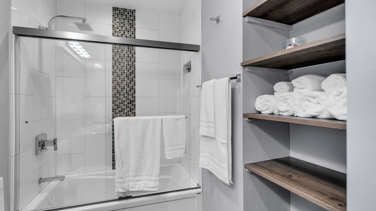 Photo of Bathroom in Des Plaines