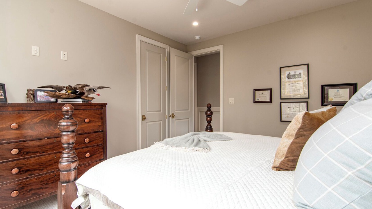 Photo of Bedroom in Ferndale