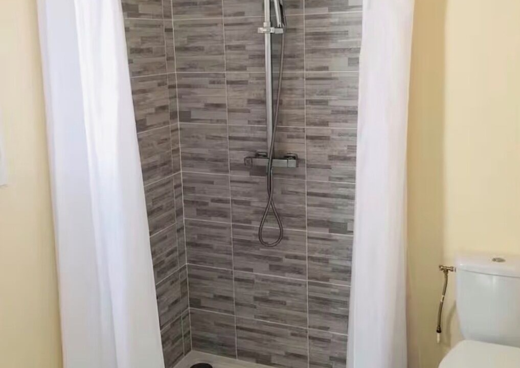 Photo of Bathroom in Quillan