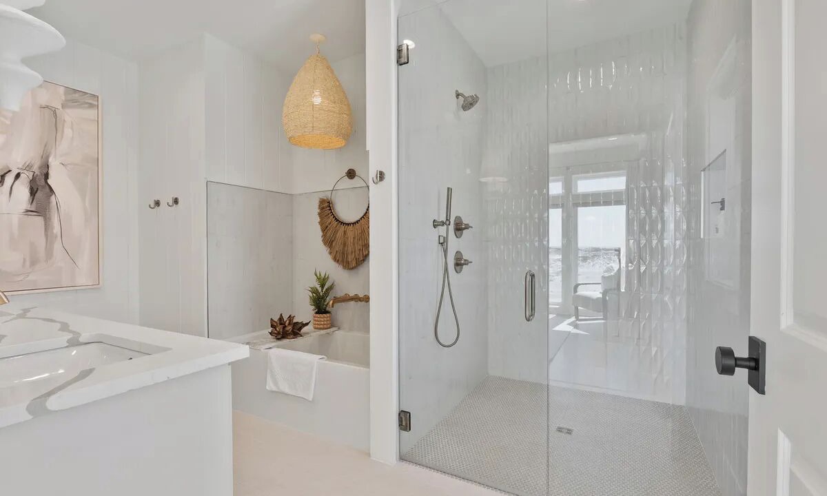 Photo of Bathroom in Navarre Beach