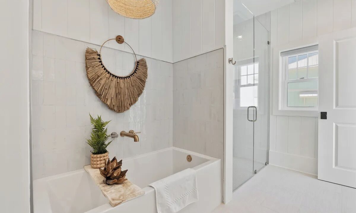 Photo of Bathroom in Navarre Beach