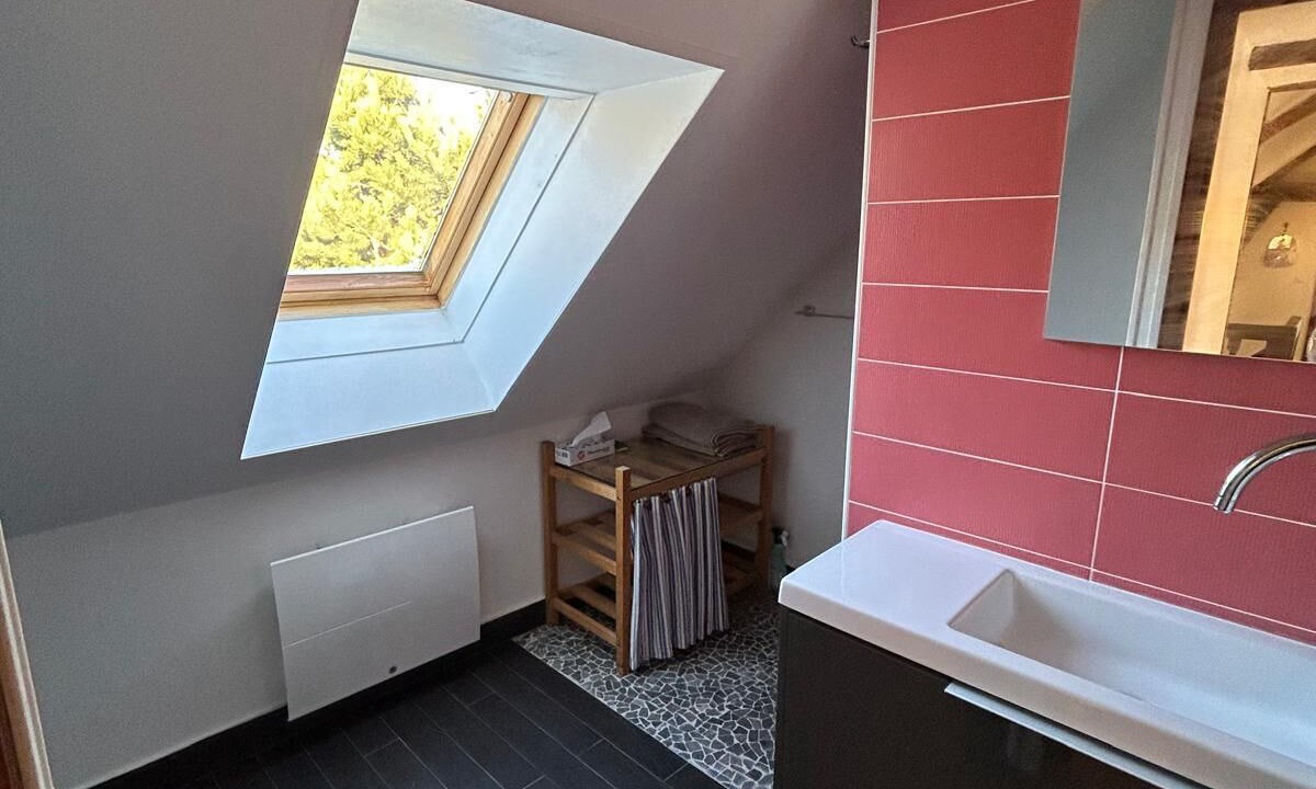 Photo of Bathroom in Montfey