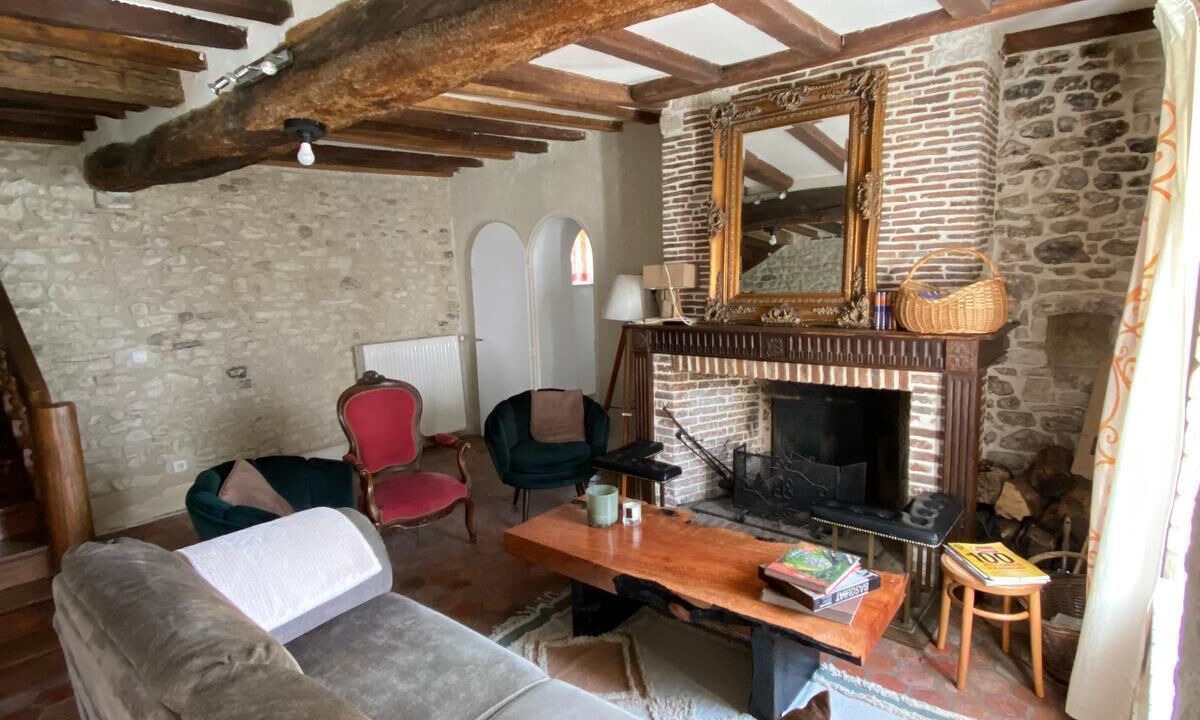 Photo of Livingroom in Montfey