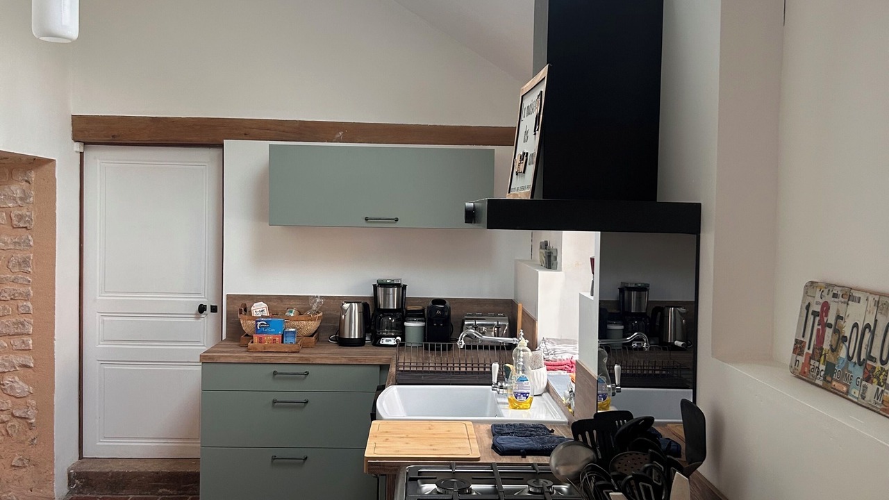 Photo of Kitchen in Montfey