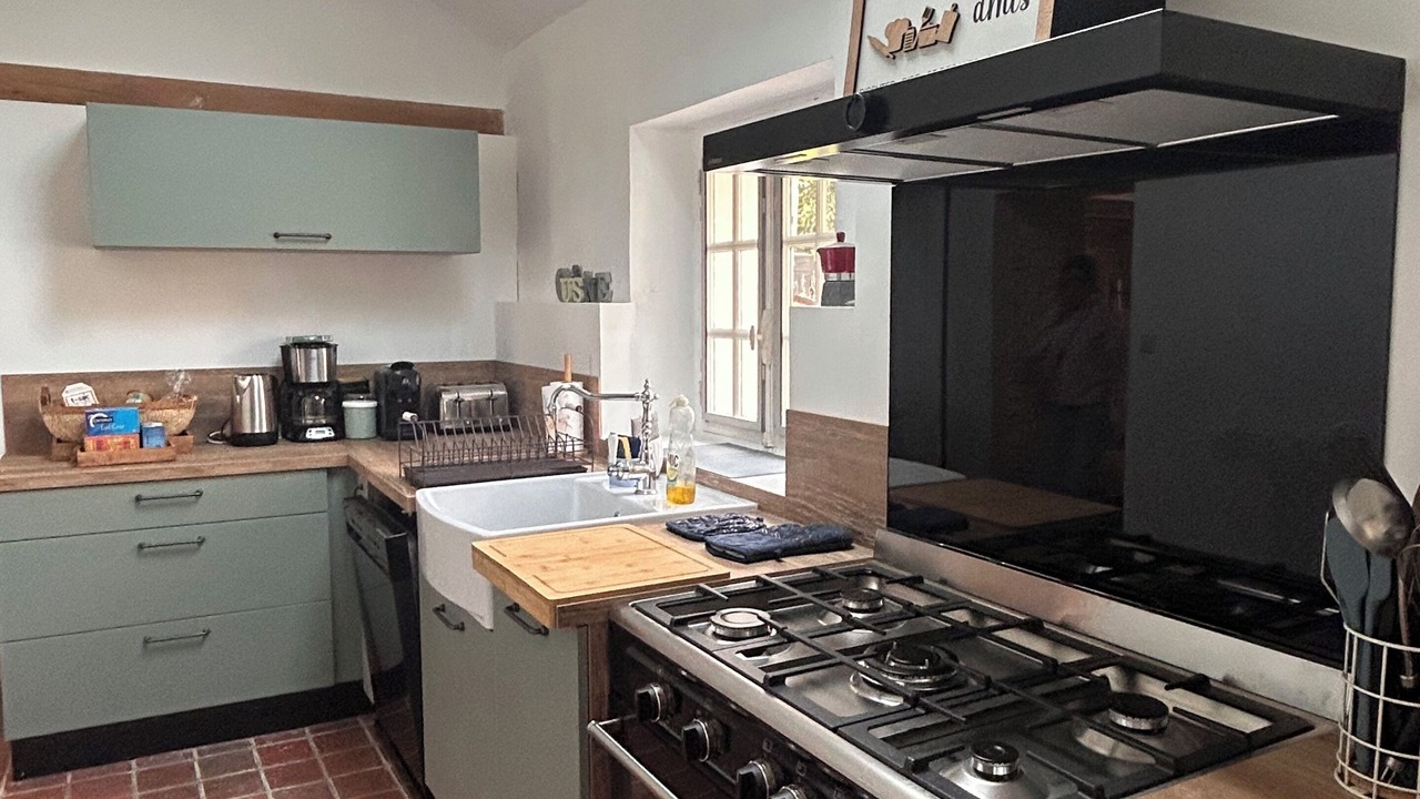 Photo of Kitchen in Montfey