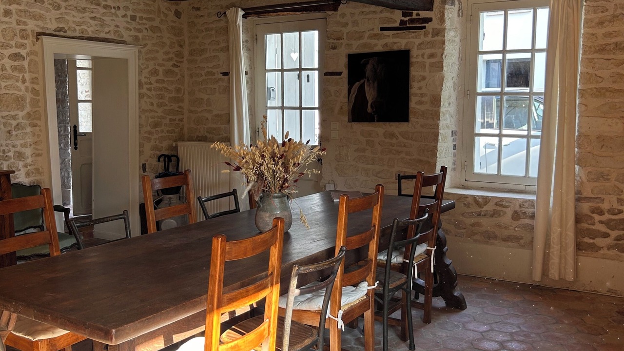 Photo of Others in Montfey