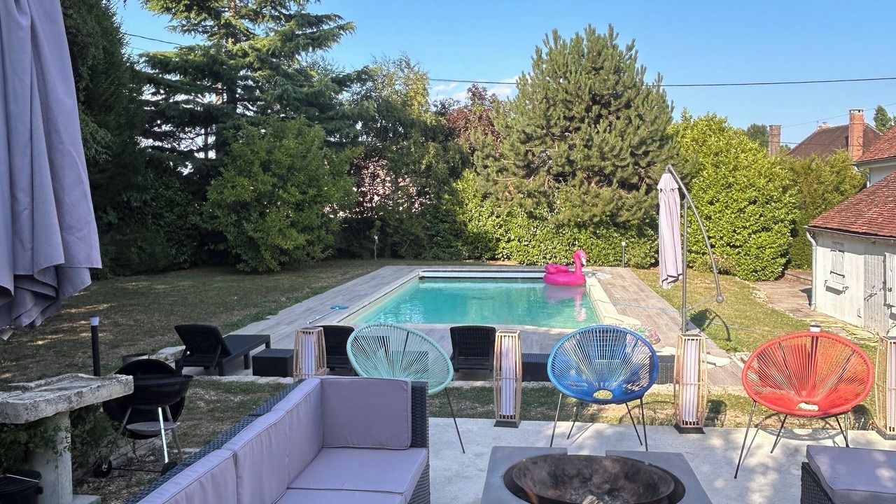 Photo of Outdoor in Montfey