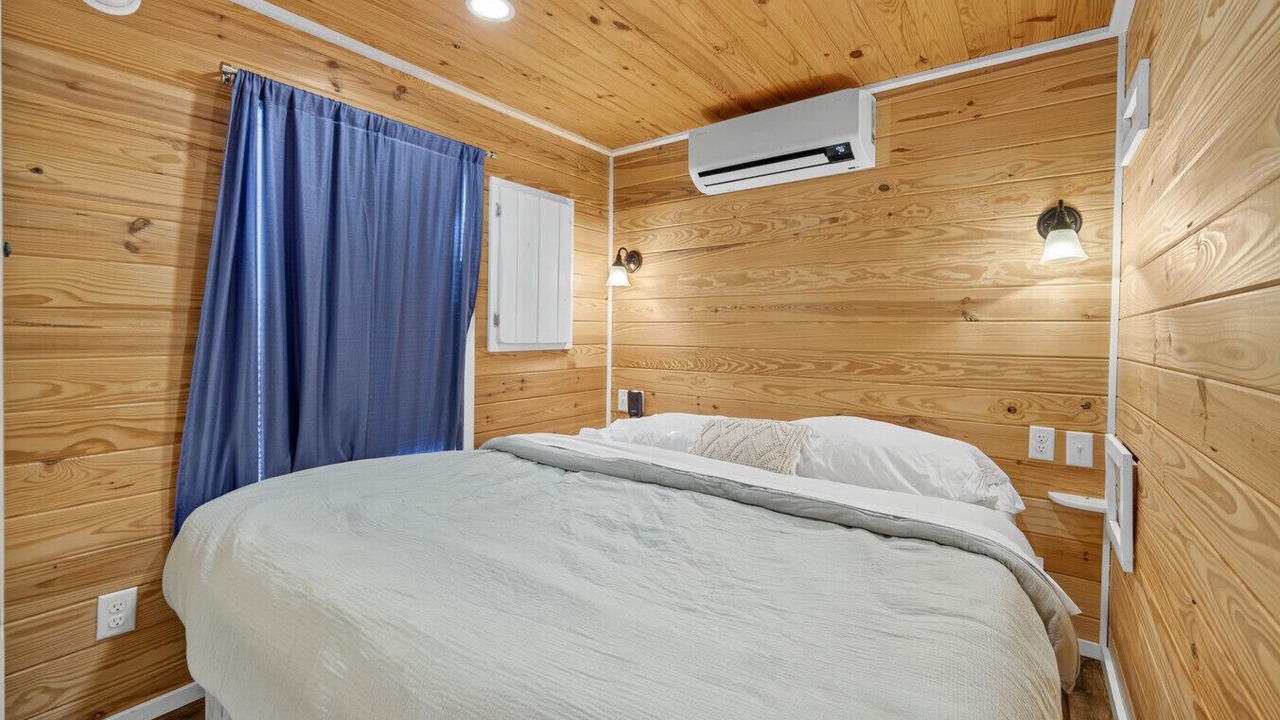 Photo of Bedroom in Fayetteville