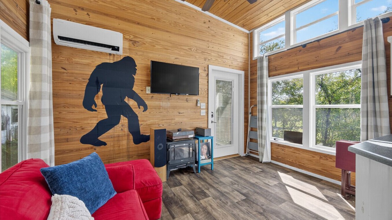 Photo of Livingroom in Fayetteville