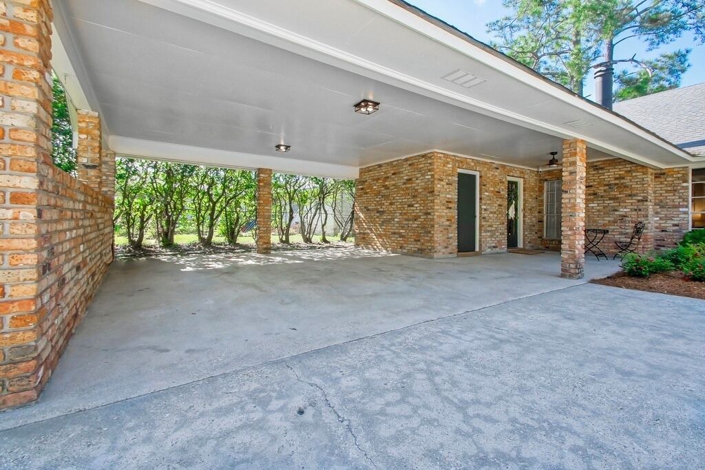 Photo of Outdoor in Highlands - Perkins