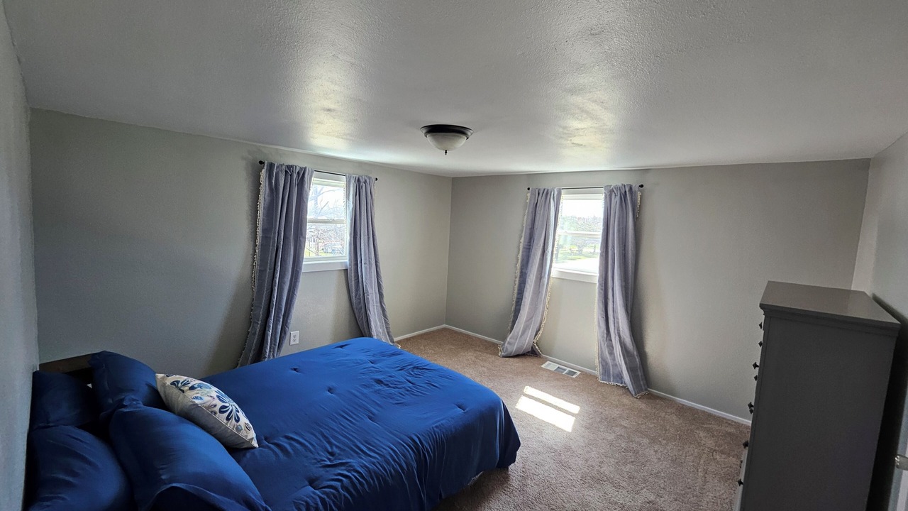 Photo of Bedroom in Albany