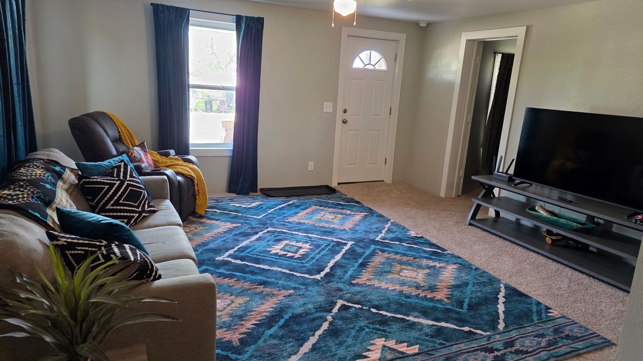 Photo of Livingroom in Albany