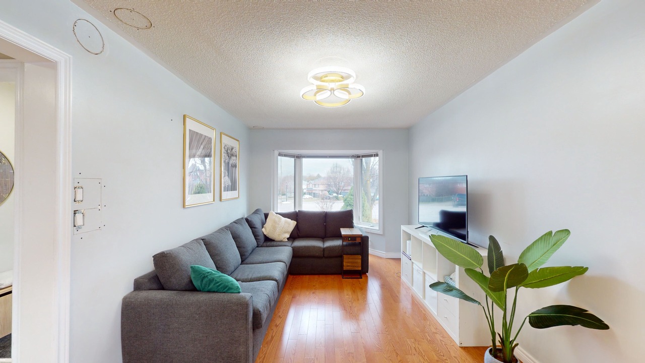 Photo of Livingroom in Newmarket