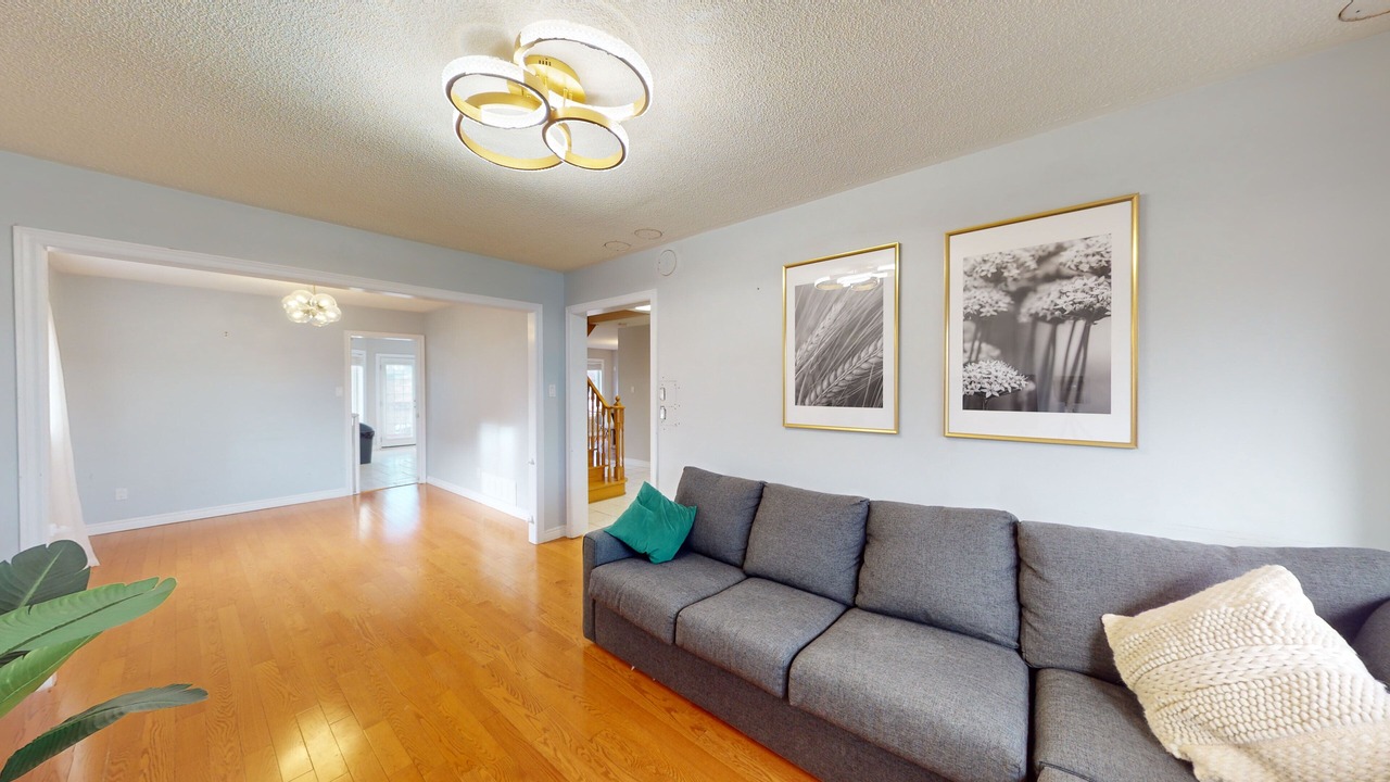 Photo of Livingroom in Newmarket