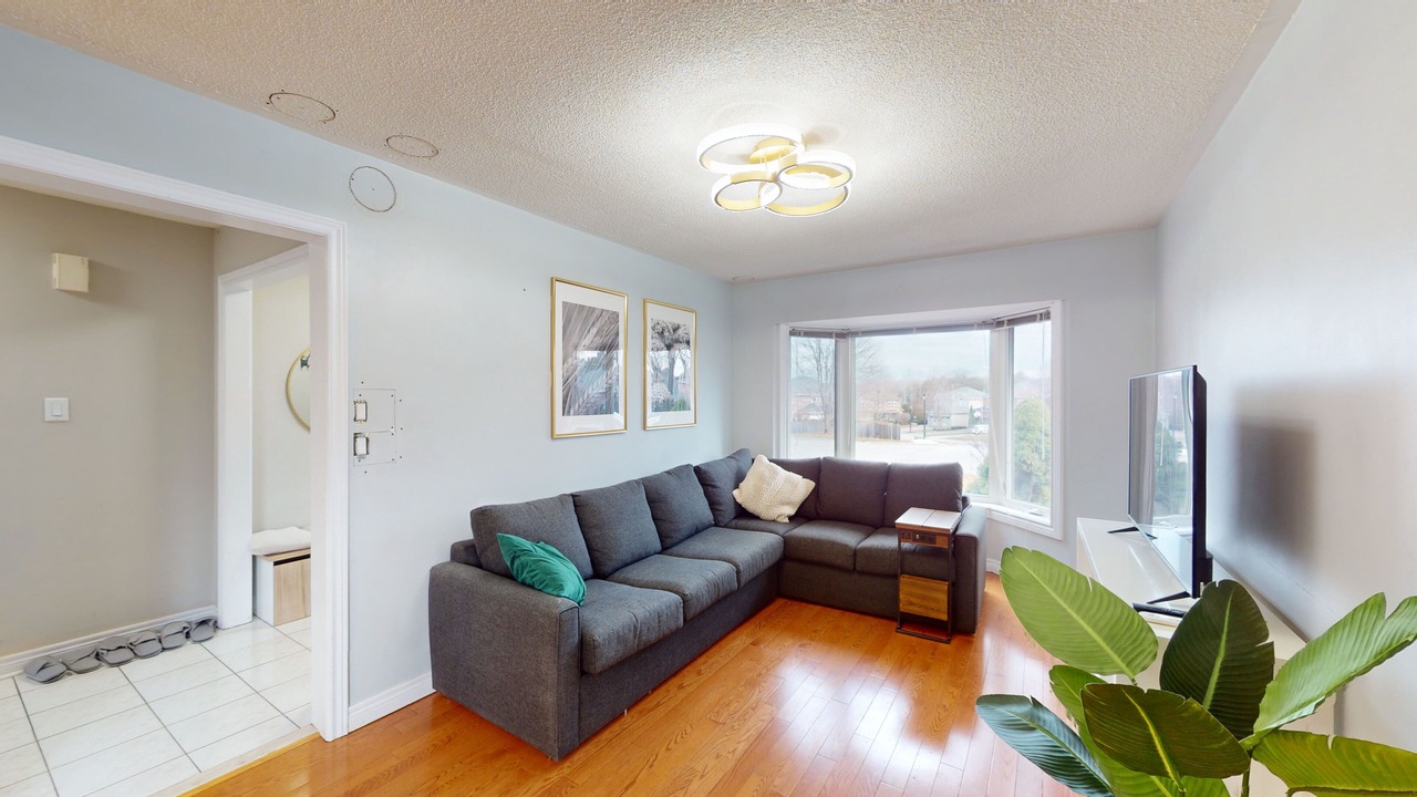 Photo of Livingroom in Newmarket