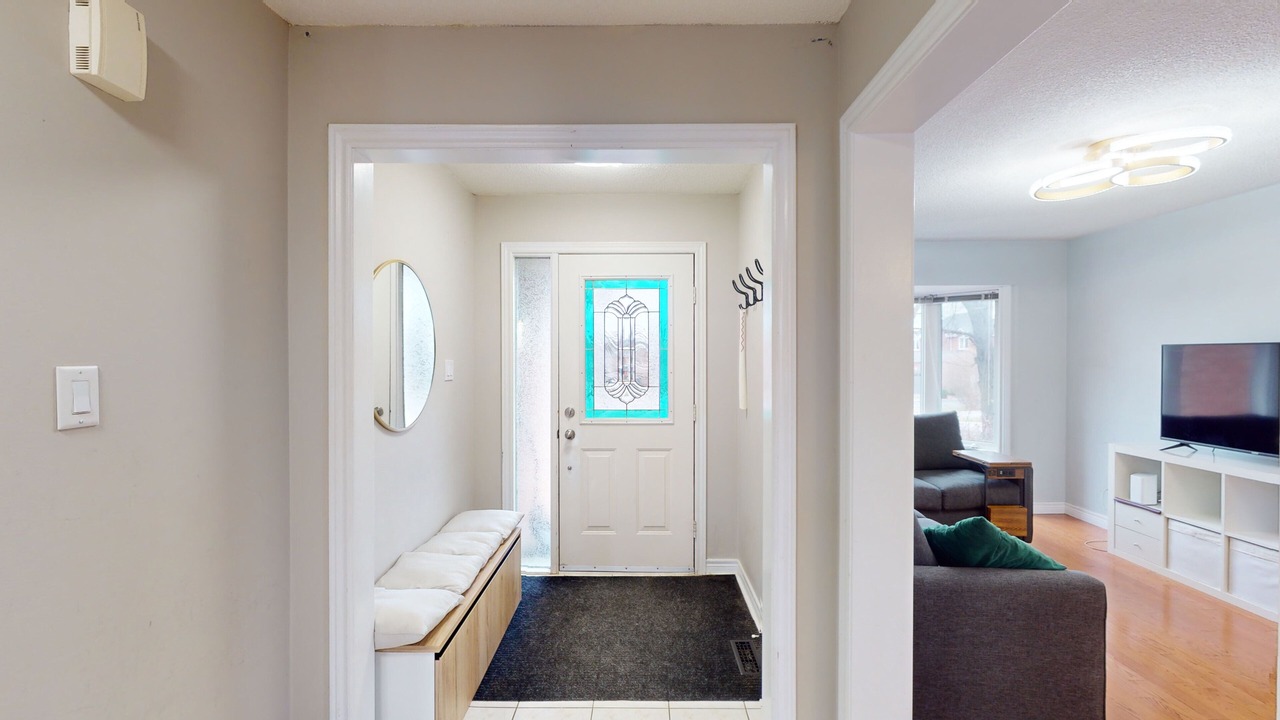 Photo of Livingroom in Newmarket