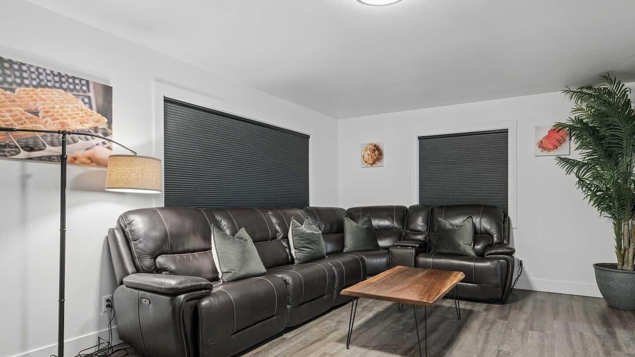 Photo of Livingroom in Fall Creek