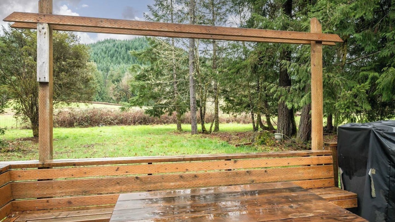 Photo of Outdoor in Fall Creek