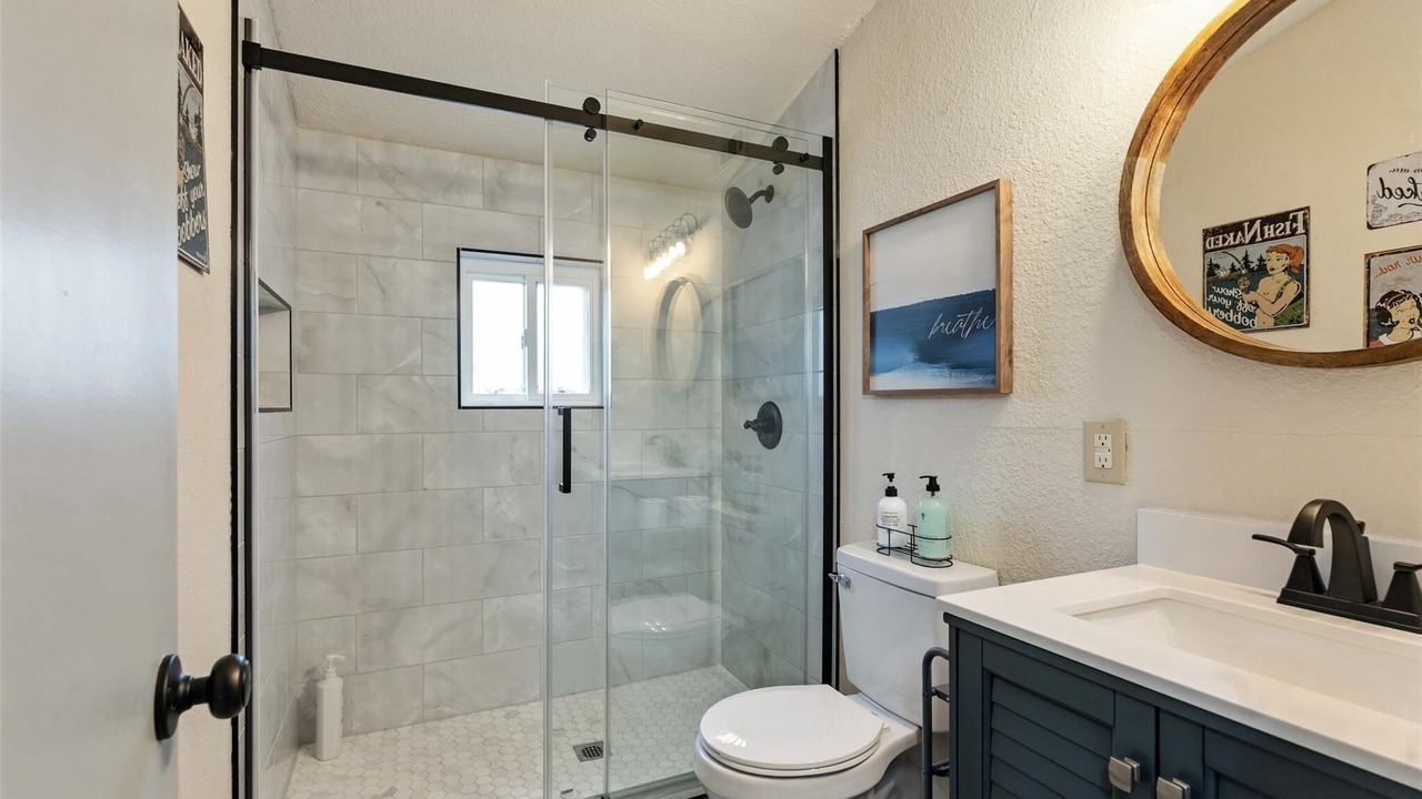 Photo of Bathroom in Gun Barrel City