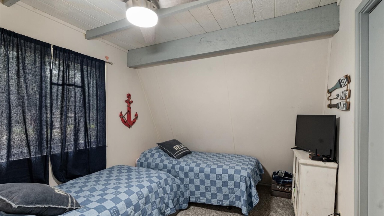 Photo of Bedroom in Gun Barrel City