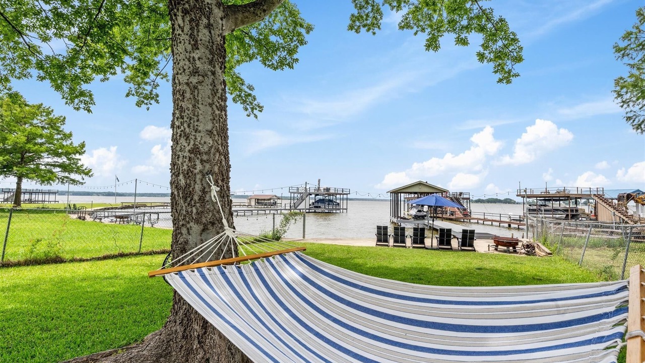 Photo of Outdoor in Gun Barrel City