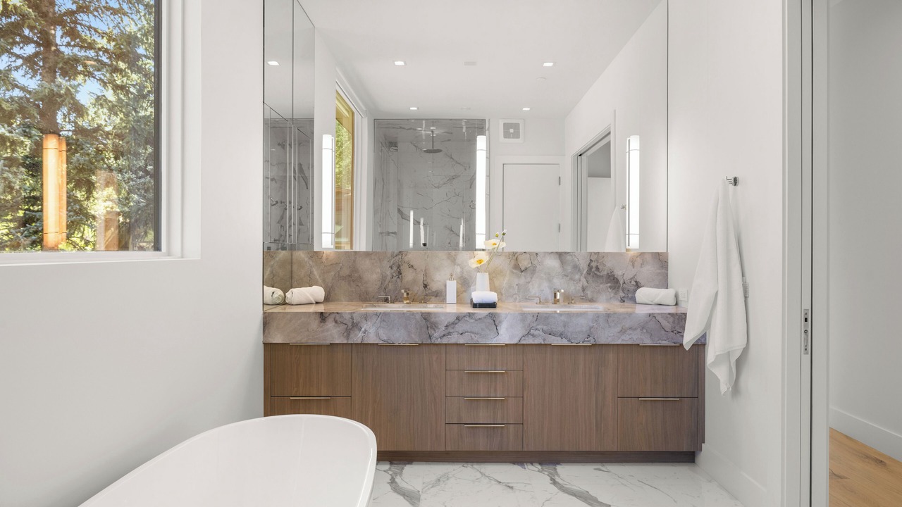 Photo of Bathroom in West End