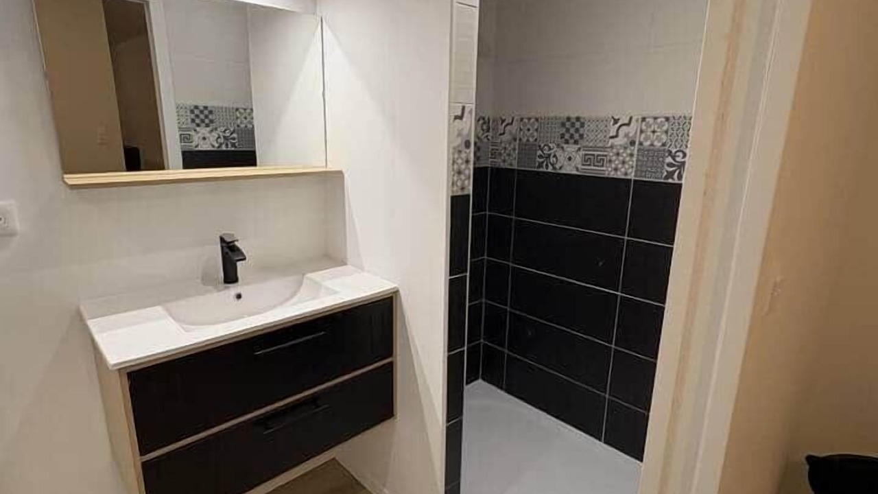 Photo of Bathroom in Challans