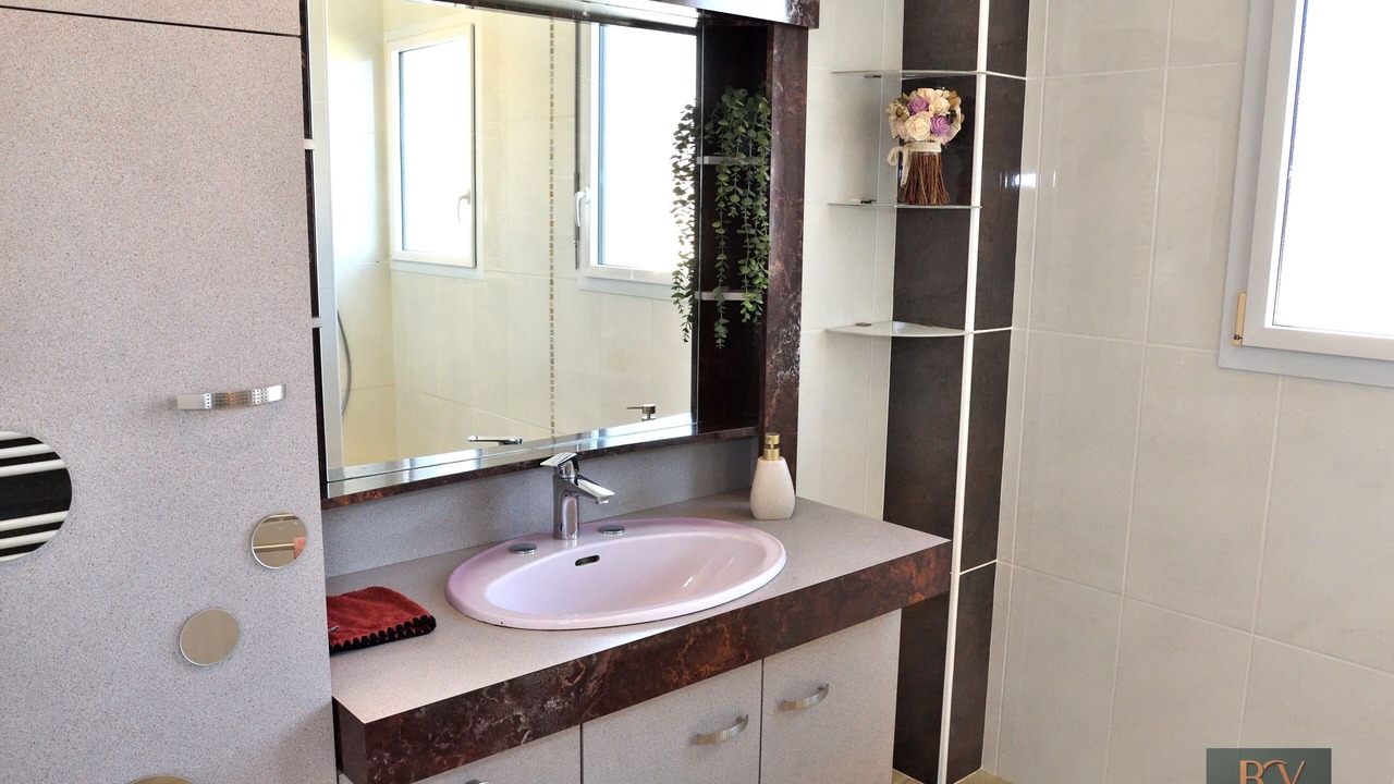 Photo of Bathroom in Saint-Paul-en-Pareds