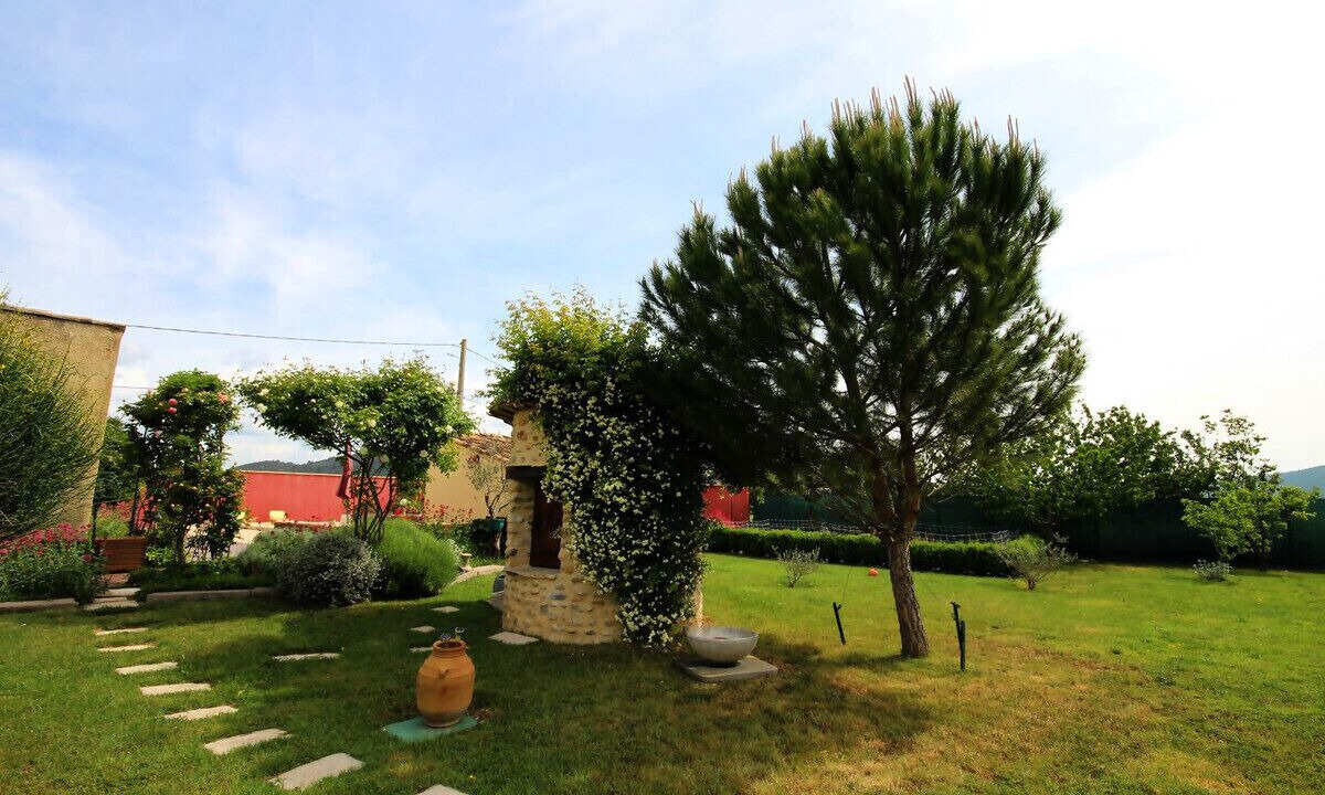 Photo of Outdoor in Oraison