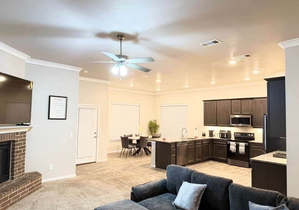 Photo of Livingroom in Midland