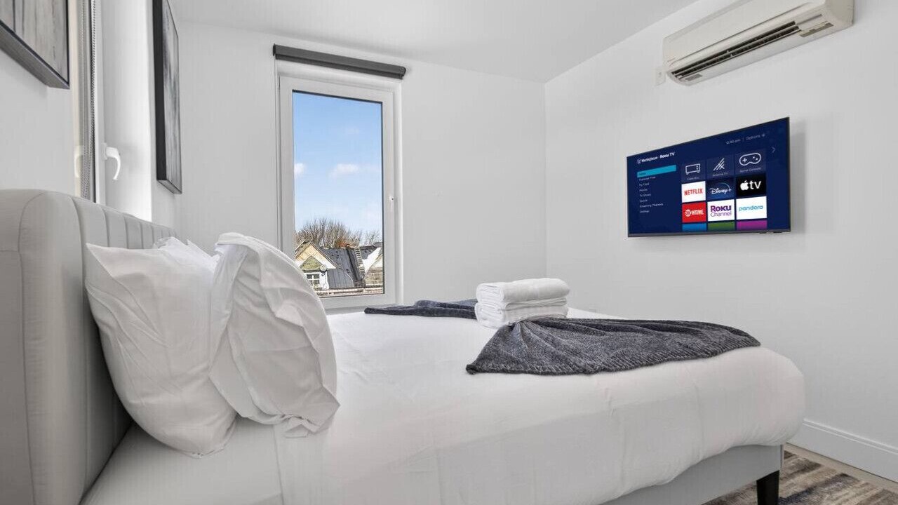 Photo of Bedroom in Allston