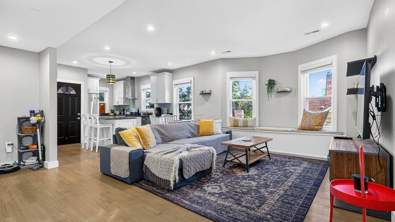 Photo of Livingroom in Highland Park