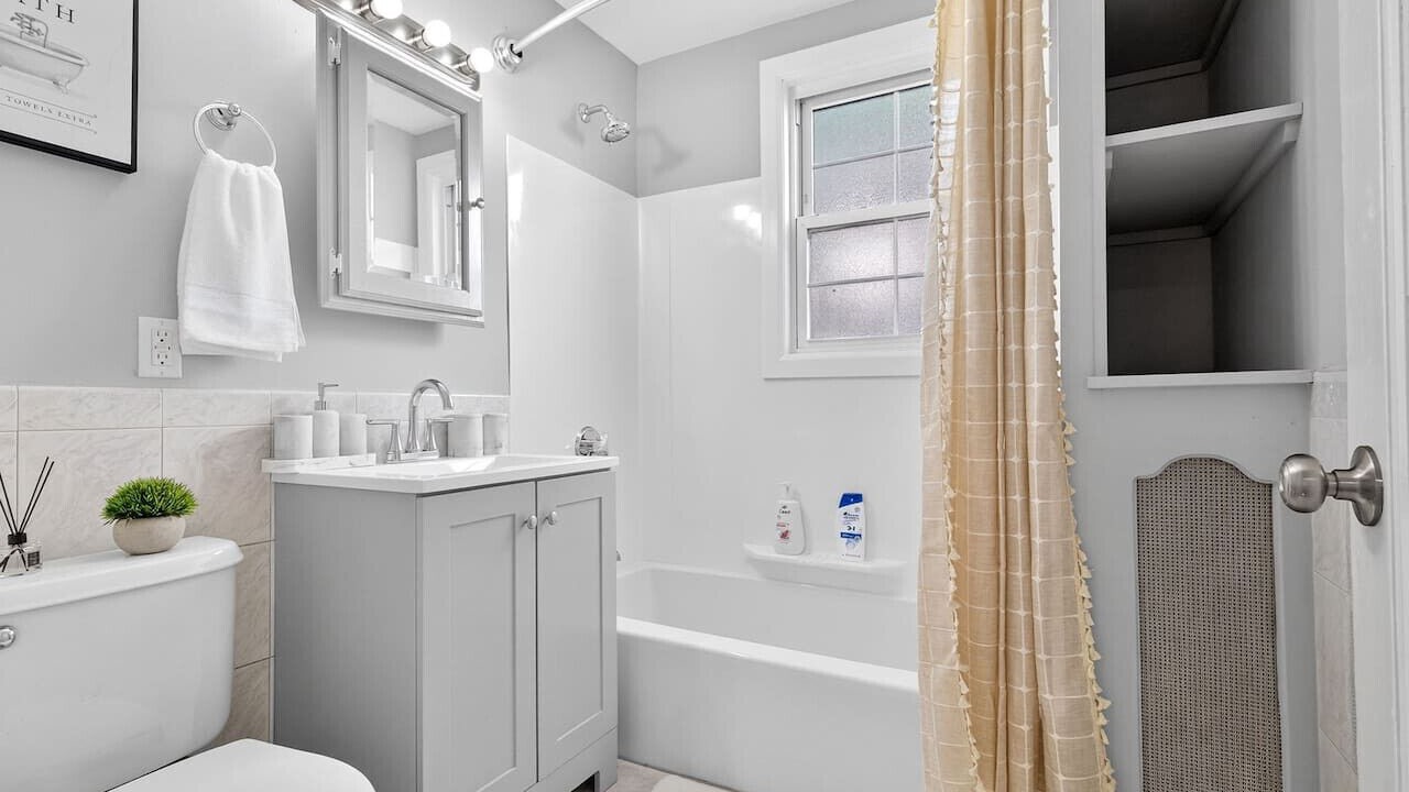 Photo of Bathroom in St. Elizabeth's