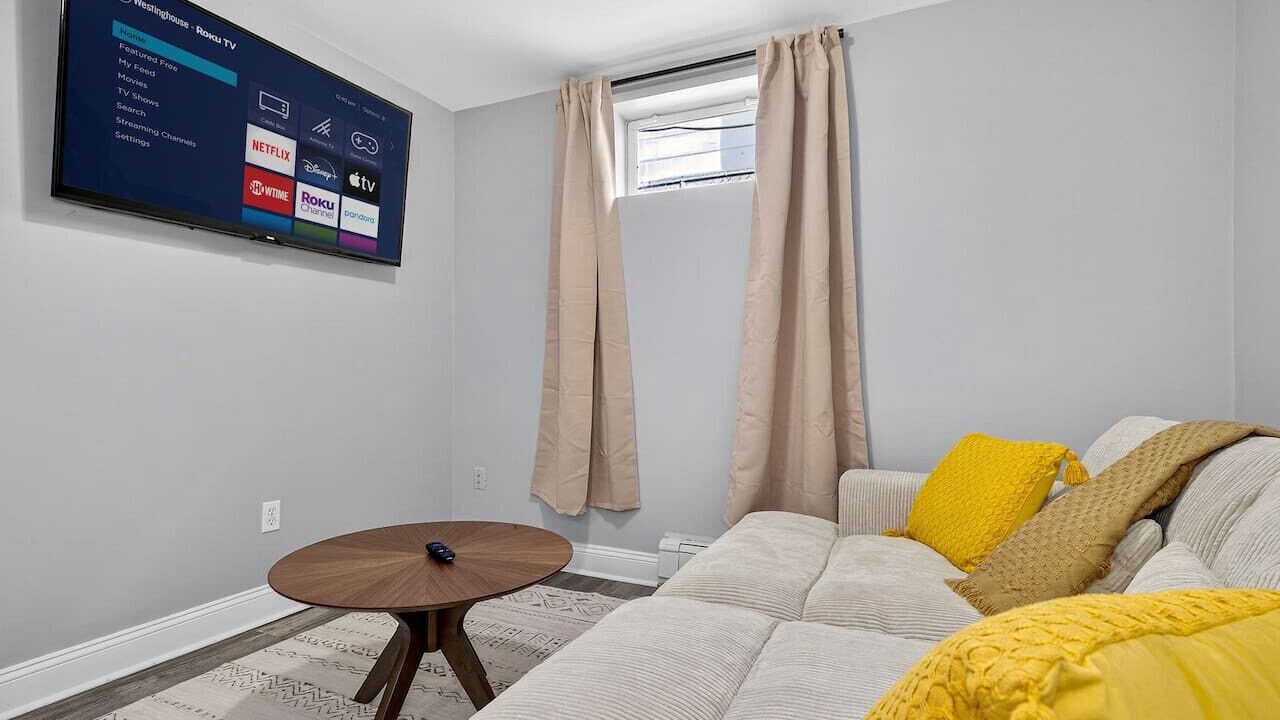 Photo of Livingroom in St. Elizabeth's
