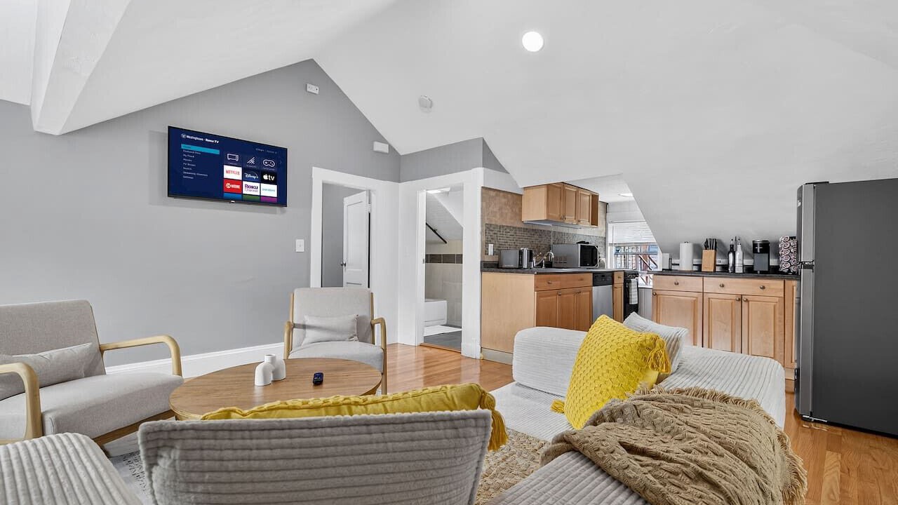 Photo of Livingroom in St. Elizabeth's