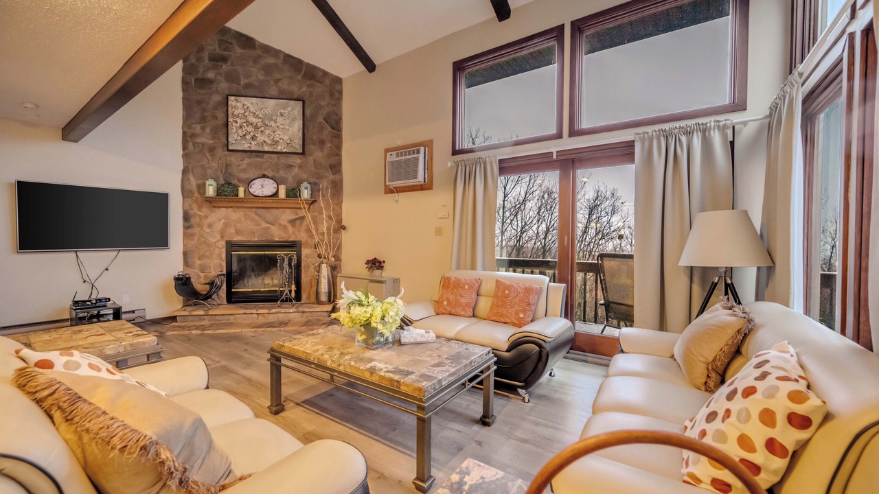 Photo of Livingroom in Village at Camelback