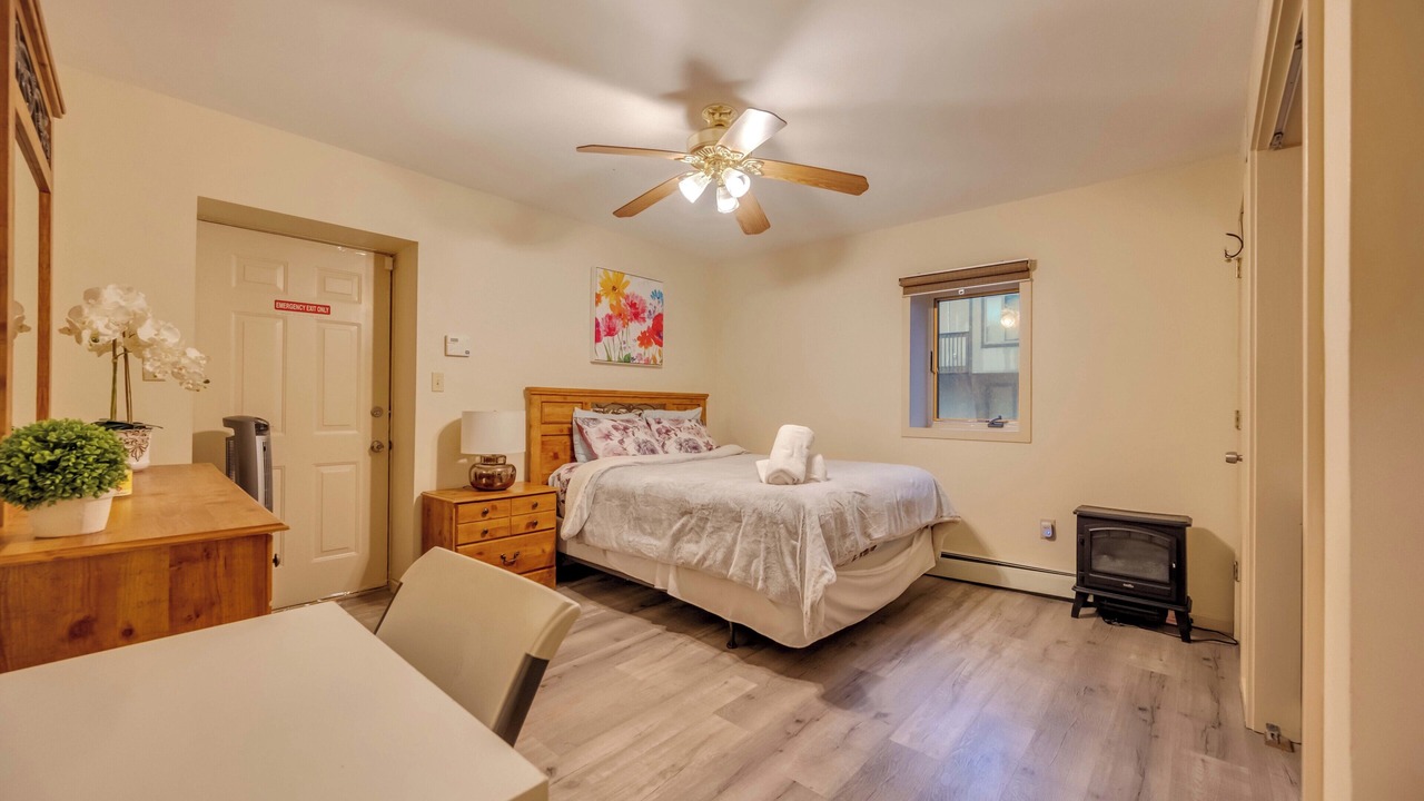 Photo of Bedroom in Village at Camelback