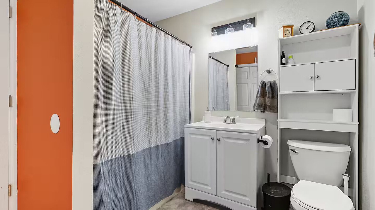 Photo of Bathroom in Akron