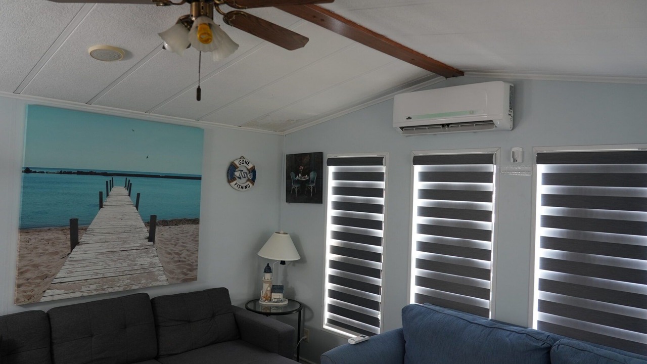 Photo of Livingroom in Sherkston