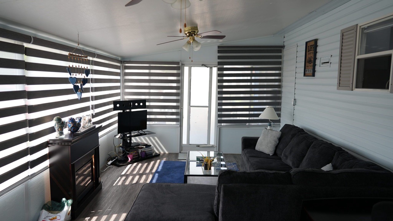 Photo of Livingroom in Sherkston