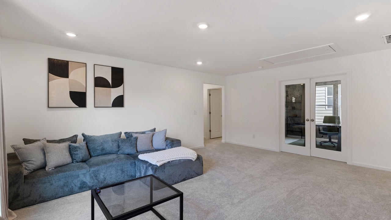 Photo of Livingroom in Southeast Raleigh