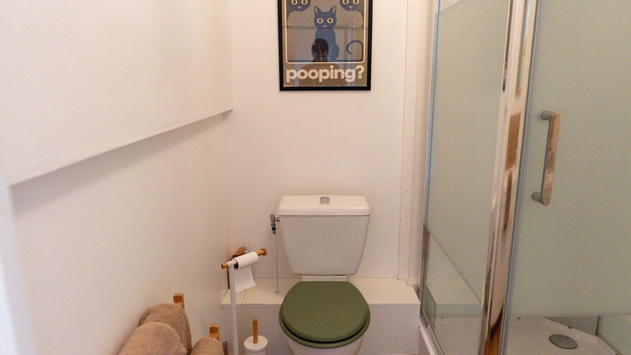 Photo of Bathroom in Calais City Center