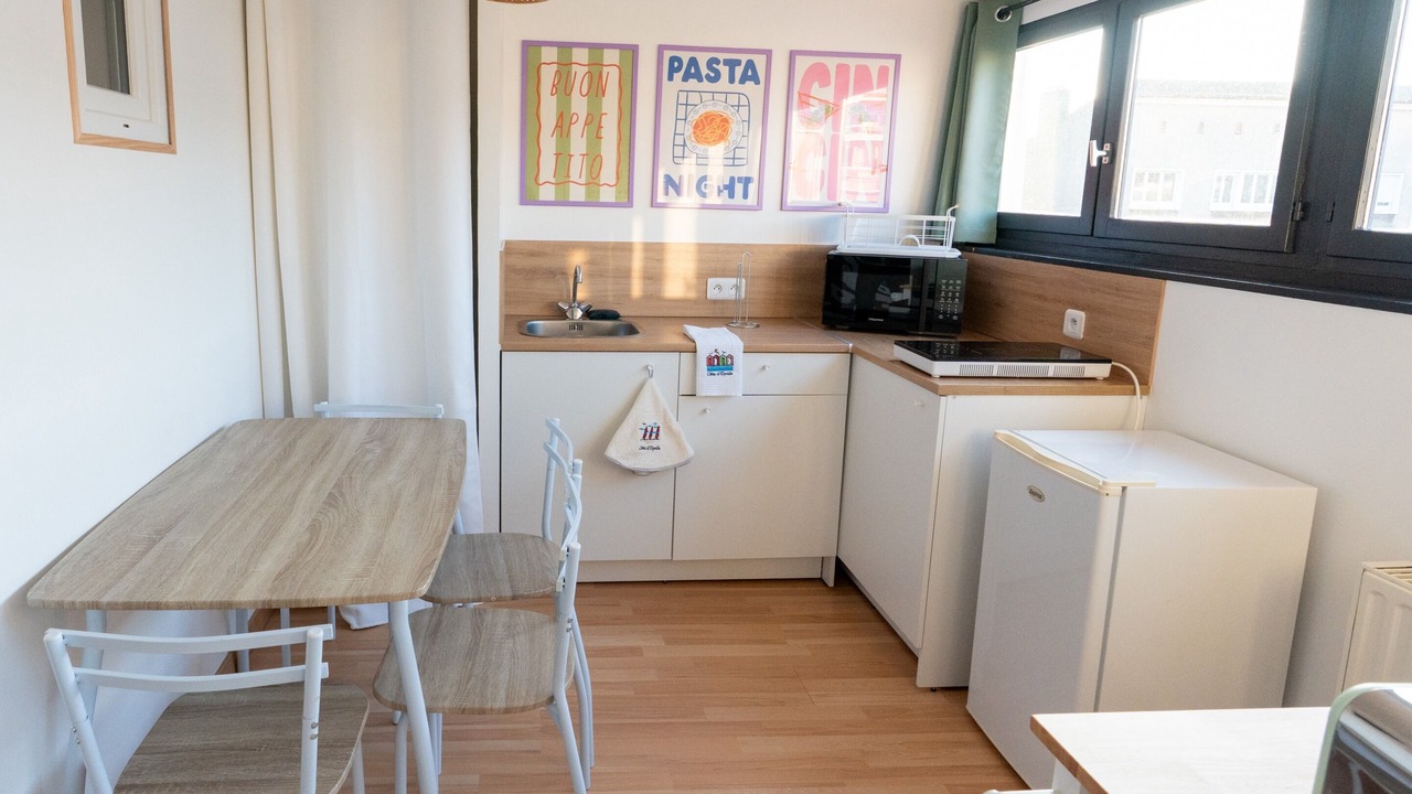 Photo of Kitchen in Calais City Center