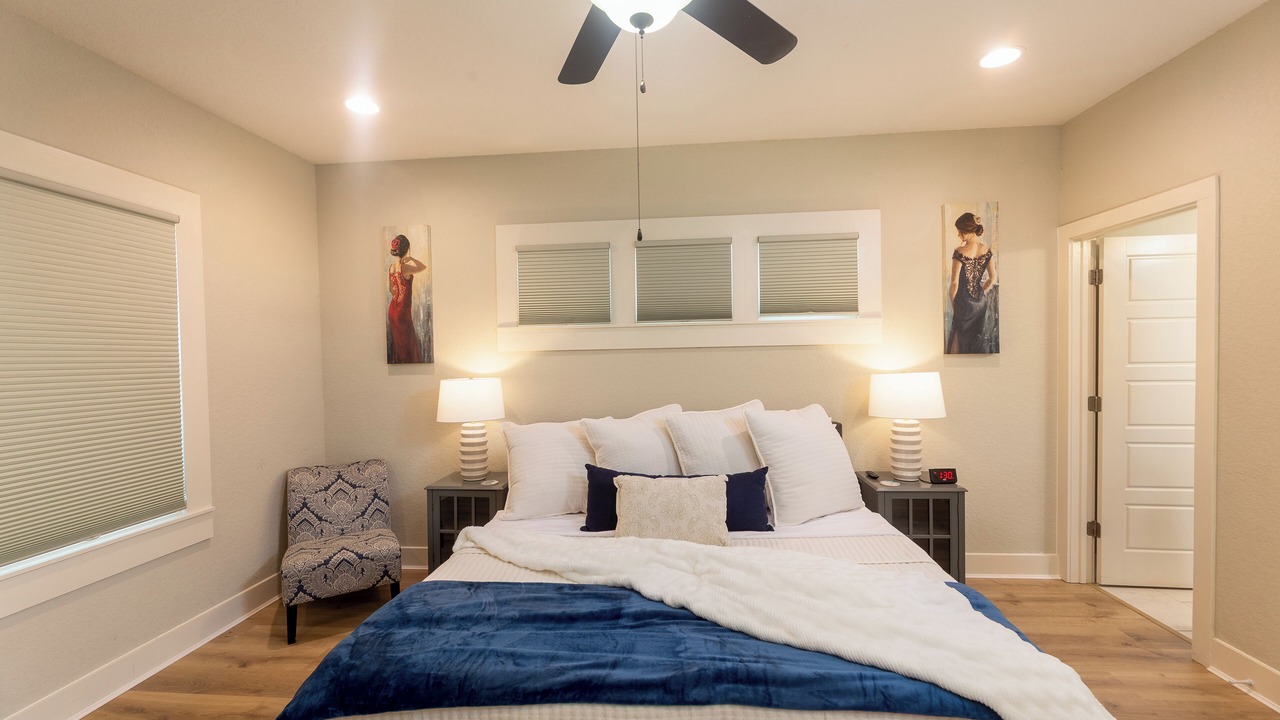 Photo of Bedroom in Near East Side