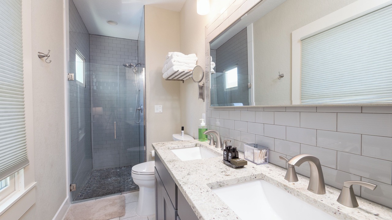 Photo of Bathroom in Near East Side
