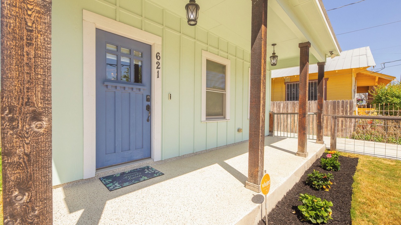 Photo of Outdoor in Near East Side