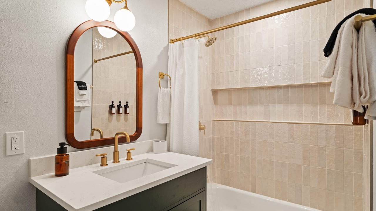 Photo of Bathroom in Central Oklahoma City
