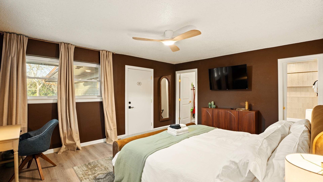 Photo of Bedroom in Central Oklahoma City